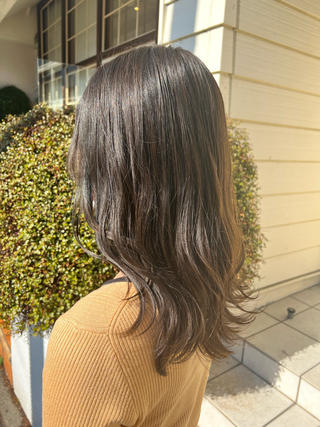 khaki beige
赤みを抑えたい方!透明感が欲しい方!におすすめ