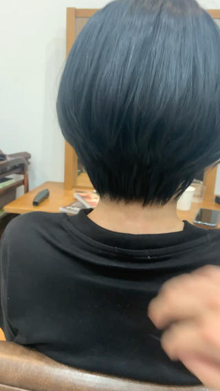 #ダークブルーカラー#ブルーブラック#ショートボブ