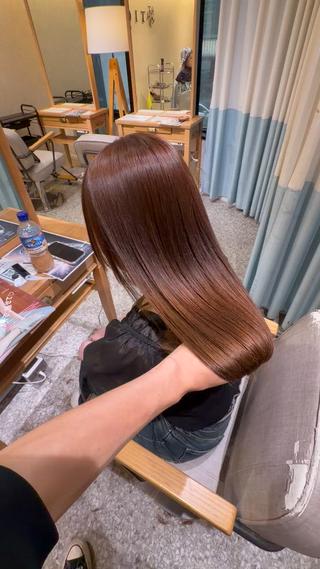 ロング カラー 吉良祐樹 艶カラー／縮毛矯正のヘアスタイル