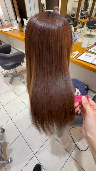当店こだわりのメゾンストレートは、すべての髪質に対応して、必ず絹のようなツヤツヤの質感を叶えてくれます
ぜひご相談ください！ 