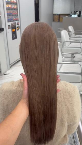 ロング ハイトーン✖️ 縮毛矯正シュンペイのヘアスタイル