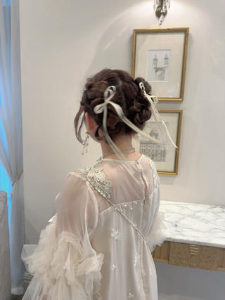 早朝ヘアセットの場合は
インスタのDMよりご連絡下さい︎
Instagram▽
@chinari_u.u_