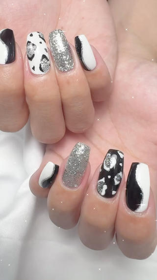 ♡.*・゚┈┈┈┈┈┈┈┈┈┈┈゚・*.♡
യꕤ nail salon Kanna യꕤ
・完全予約制プライベートサロン
・営業日時 月曜日~土曜日 9:00-18:00
✼••┈┈••✼••┈┈••✼••┈┈••✼••┈┈••✼
北花田4番出口徒歩2分
イオンモール北花田から徒歩3分
#北花田ネイルサロン#堺市ネイルサロン#大阪ネイルサロン#ネイル #ネイルデザイン#ジェルネイル#nail#naildesign#フィルイン #ニュアンスネイル#フットネイル#フィルイン#ワンカラー#ニュアンス#ネイルオフ#ニュアンスネイル#ワンホンネイル