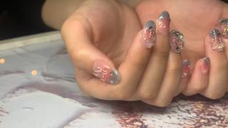 ネイル akina nailsのネイルデザイン