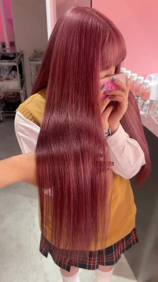ピンク