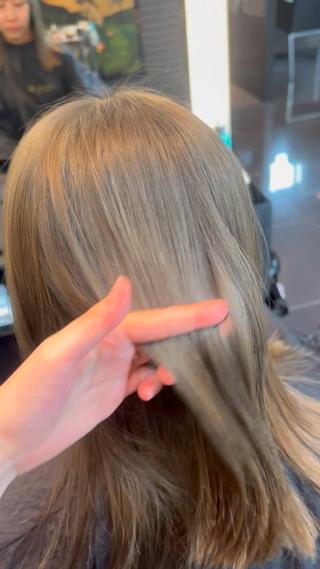 ミディアム HIKARI 大阪駅徒歩1分🫧のヘアスタイル