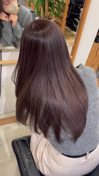 ロング カラー Lino by hoNuaのヘアスタイル