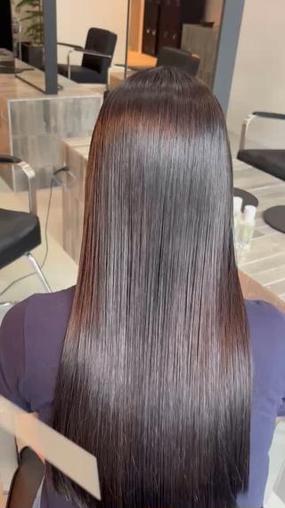 ロング カラー Lino by hoNuaのヘアスタイル