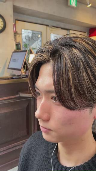 カット&ハイライト
アイロンなしでも動きが出て
おすすめです!!
ハイライトは+4400円頂いております。