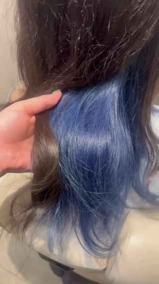 サファイヤブルー
