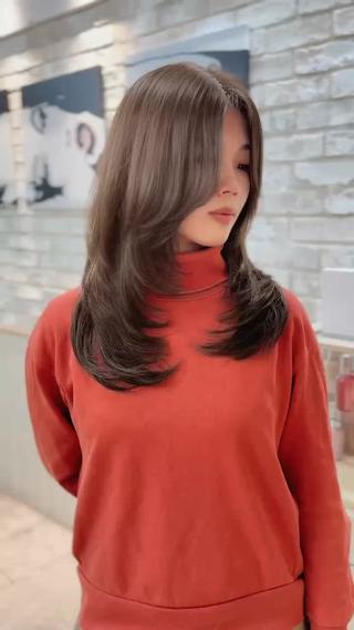 ロング 奥野 貴史 代表 レイヤーのヘアスタイル