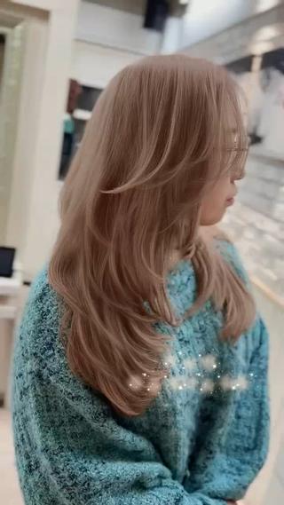 ロング 奥野 貴史 代表 レイヤーのヘアスタイル