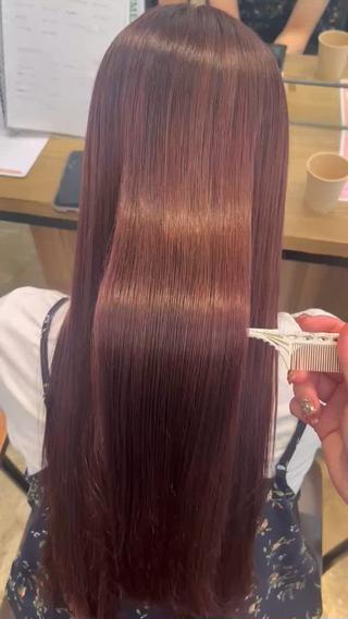 ロング カラー 坂下 かのんのヘアスタイル