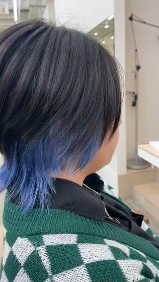 ブラックブルー
全体ブリーチ+デザインカラーはデザインカラーワンポイントに対して+2200円