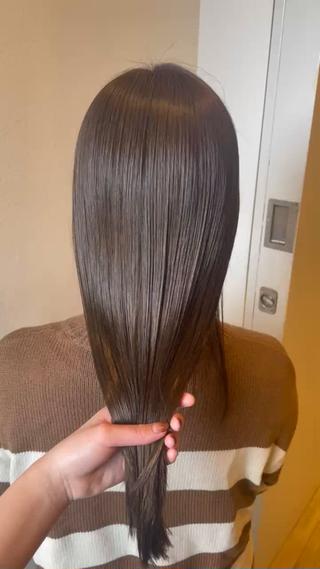 トリートメント効果でカラー後でもツヤツヤです