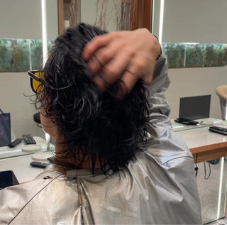 パーマ メンズ 穴吹 涼のヘアスタイル