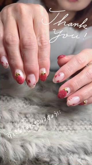 #いちごネイル