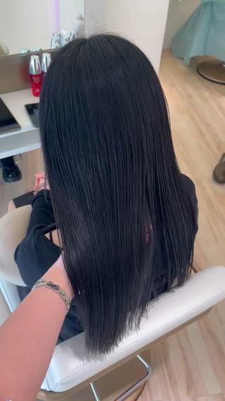 髪質改善treatment
繰り返すほど髪質がよくなるのでおすすめです︎︎◝✩