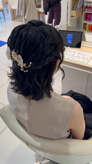ミディアム ヘアアレンジ 宮永 璃沙のヘアスタイル