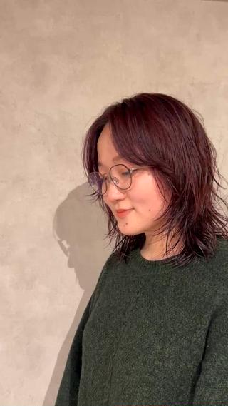 パーマ後もカットで調整するだけでパーマが出やすくなってくれるので、パーマかけられた次の月などにカットのまでしてあげるのもオススメです♪