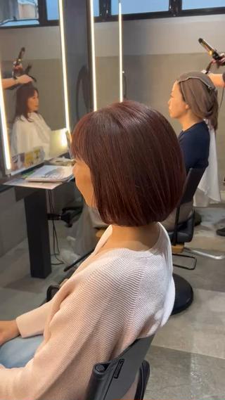 ミディアム カラー 艶カラー/ベージュ/ ショート/安岡哲兵のヘアスタイル