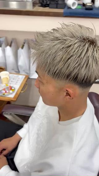 カラー メンズ 山本 健生のヘアスタイル