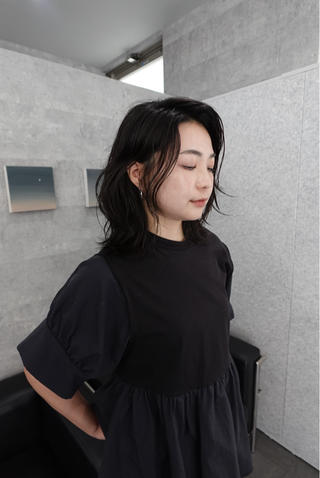 ミディアム 似合わせカット 岩滿のヘアスタイル