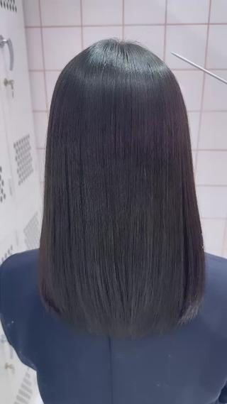 セミロング ✨縮毛矯正✨レイヤー ホウダカズヒロのヘアスタイル