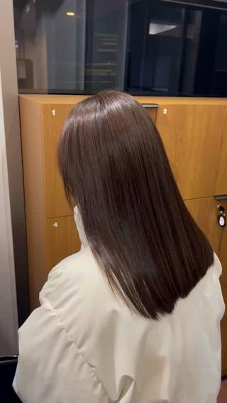 セミロング 縮毛矯正 / Hikaruのヘアスタイル
