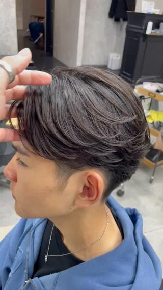 ショート パーマ メンズ マタカ ミナリのヘアスタイル