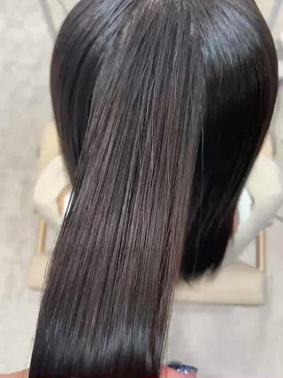 縮毛矯正得意です!!
お任せ下さい
