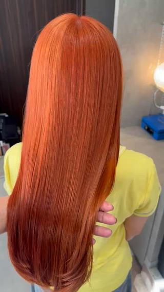 セミロング カラー 天神暖色カラー レイヤー・髪質改善のヘアスタイル