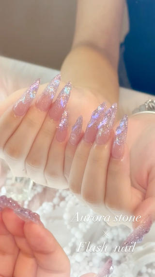 ネイル ルシイ🎀新宿長さ 出しパーツ専門店のネイルデザイン