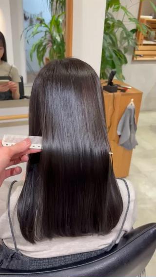 髪質改善
透け感カラー、透明感のあるカラー得意です
お任せ下さい!!
お顔周りの似合わせカットで最大限の可愛いを引き出します!!
お客様に合う、毎日のスタイリングが楽になる施術のご提案させて頂きます!
カウンセリングしっかりしたい方是非