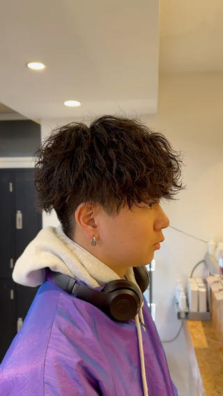 パーマ メンズ 女性カットモデル イケガヤのヘアスタイル