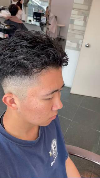 ショート パーマ メンズ 💇🏻‍♂️パーマ ニキ✨本田龍斗のヘアスタイル