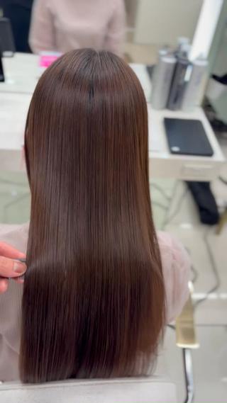 パーマ 上品ヘア✖️艶髪 𝑅𝐼𝐾𝑈のヘアスタイル