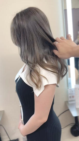 ロング カラー レイヤーカット 赤み消し　店長/大和のヘアスタイル