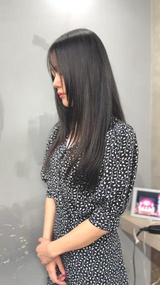 ロング カラー レイヤーカット 赤み消し　店長/大和のヘアスタイル