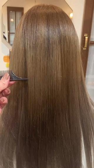 ロング カラー 髪質改善 pulirのヘアスタイル