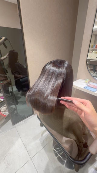 柔らかい質感とダメージレスでかけれる美髪縮毛矯正