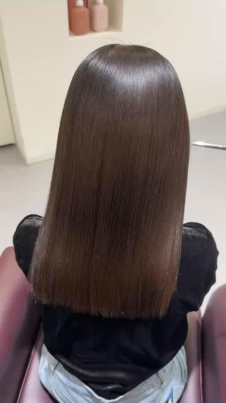 セミロング ️🫧透明感カラー& 髪質改善🎀いさきのヘアスタイル