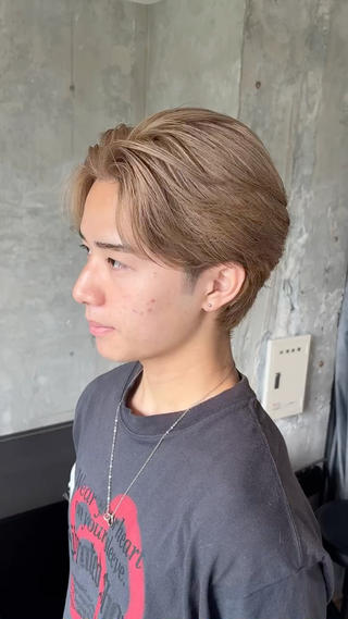 カラー メンズ あずまりんの/メンズ /ブリーチ特化のヘアスタイル