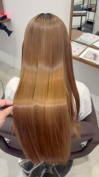 ロング ココナ/ 透明感カラー🪽のヘアスタイル