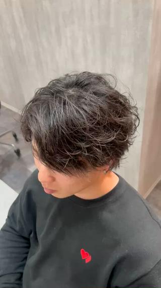 ミディアム パーマ メンズ縮毛矯正 細谷碧海のヘアスタイル