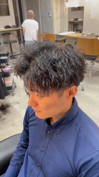ミディアム メンズ縮毛矯正 細谷碧海のヘアスタイル