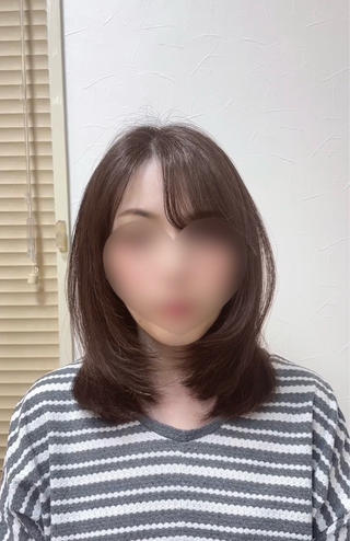 ミディアム 坂口 歩美のヘアスタイル
