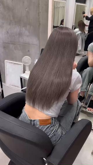 グレージュ