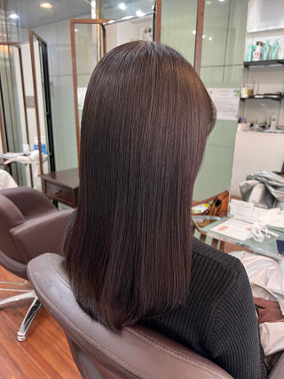 今よりもっと最高な髪質に仕上げます
サラサラな乾燥しらずの
美髪チャージ
カットとカラーと合わせて利用可能です!
ぜひお任せください!
大切な髪をお任せ頂く為に大事にしている事【ワンツーマンでの施術・しっかりカウンセリングして髪型を共有】を心がけてやらせていただきますのでお任せ下さい。
髪のケアや、スタイリング、様々な髪の悩みにもアドバイスできますので、ぜひご相談ください。