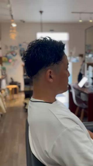 パーマ メンズ 山田 梓のヘアスタイル